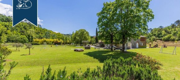 5 bedrooms House in Lucca, Italy No. 370693 16