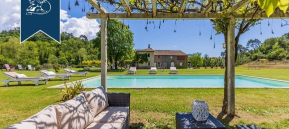 5 bedrooms House in Lucca, Italy No. 370693 9