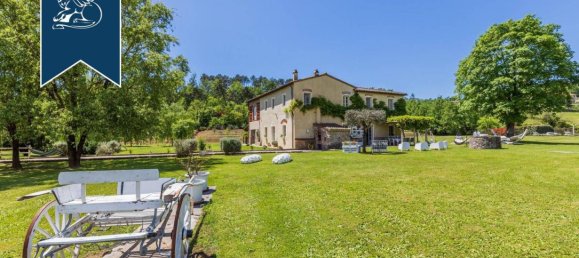 5 bedrooms House in Lucca, Italy No. 370693 28