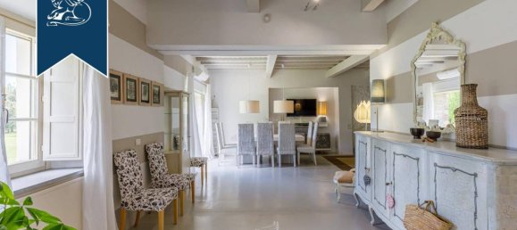 5 bedrooms House in Lucca, Italy No. 370693 38