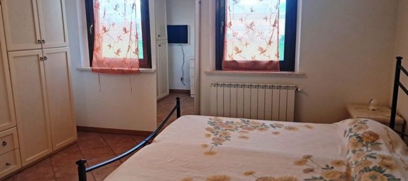 3 rooms Apartment in Città della Pieve, Italy No. 45068 4