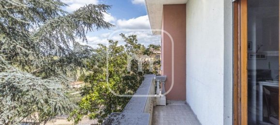 Casa de 4 divisões em Rome, Italy N.º 27164 27