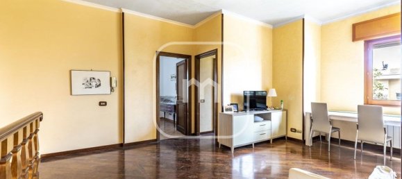 Casa de 4 divisões em Rome, Italy N.º 27164 40