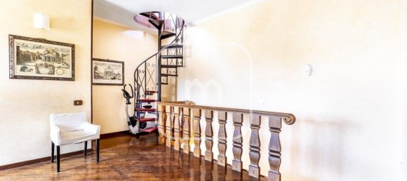 Casa de 4 divisões em Rome, Italy N.º 27164 3