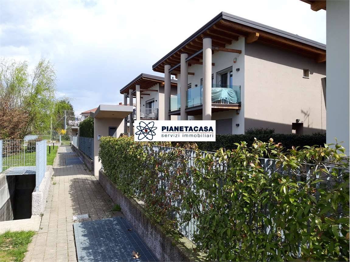 1 bedroom Apartment in Bergamo, Italy No. 313911