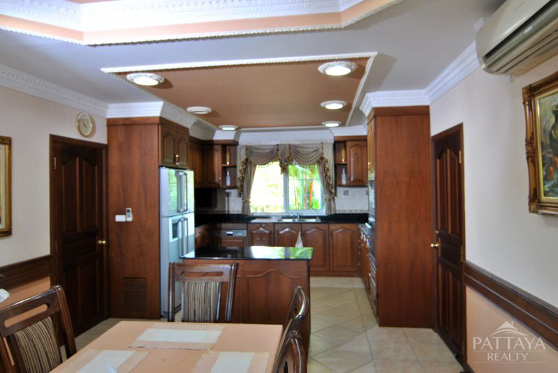 5 غرف نوم مقهى / مطعم في Pattaya, Thailand رقم 1463