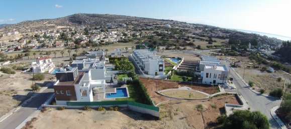 7 habitaciónes villa en venta en Limassol, Cyprus № 25528 3