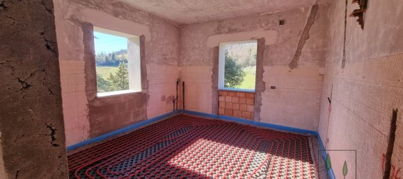 6 bedrooms House in Pomarance, Italy No. 345843 5