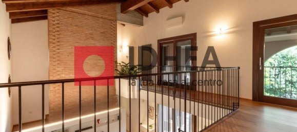 3 chambres Villa à Paese, Italy No. 328417 10