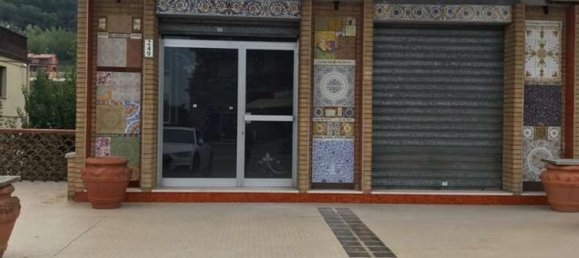 Imóvel comercial de 2 divisões em Deruta, Italy N.º 116230 2