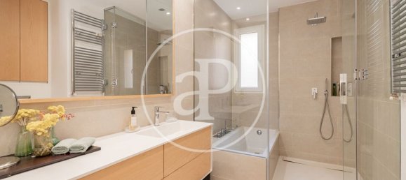 5 bedrooms Apartment in Madrid, Spain No. 179075 59