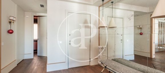 5 bedrooms Apartment in Madrid, Spain No. 179075 19