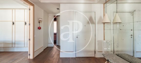 5 bedrooms Apartment in Madrid, Spain No. 179075 18