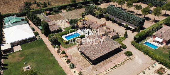 15000m² Land in Chinchon, Spain No. 189353 34