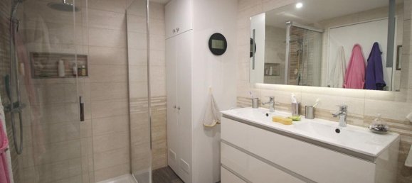 5 bedrooms House in Ruyaulcourt, France No. 228188 7