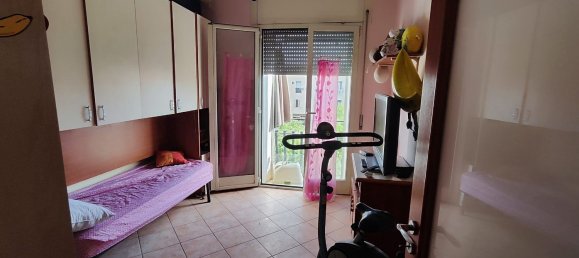3 Schlafzimmer Wohnung in Naples, Italy, Nr. 347456 11
