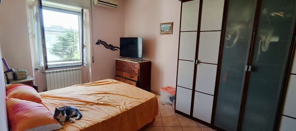3 Schlafzimmer Wohnung in Naples, Italy, Nr. 347456 9