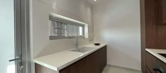 3 bedrooms Penthouse in Limassol, Cyprus No. 5696 5