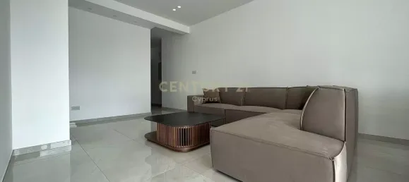 3 bedrooms Penthouse in Limassol, Cyprus No. 5696 3