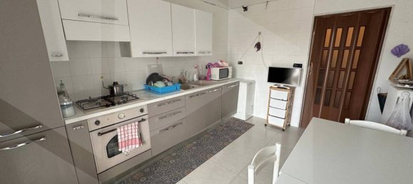 3 rooms Apartment in Matera, Italy No. 25462 5