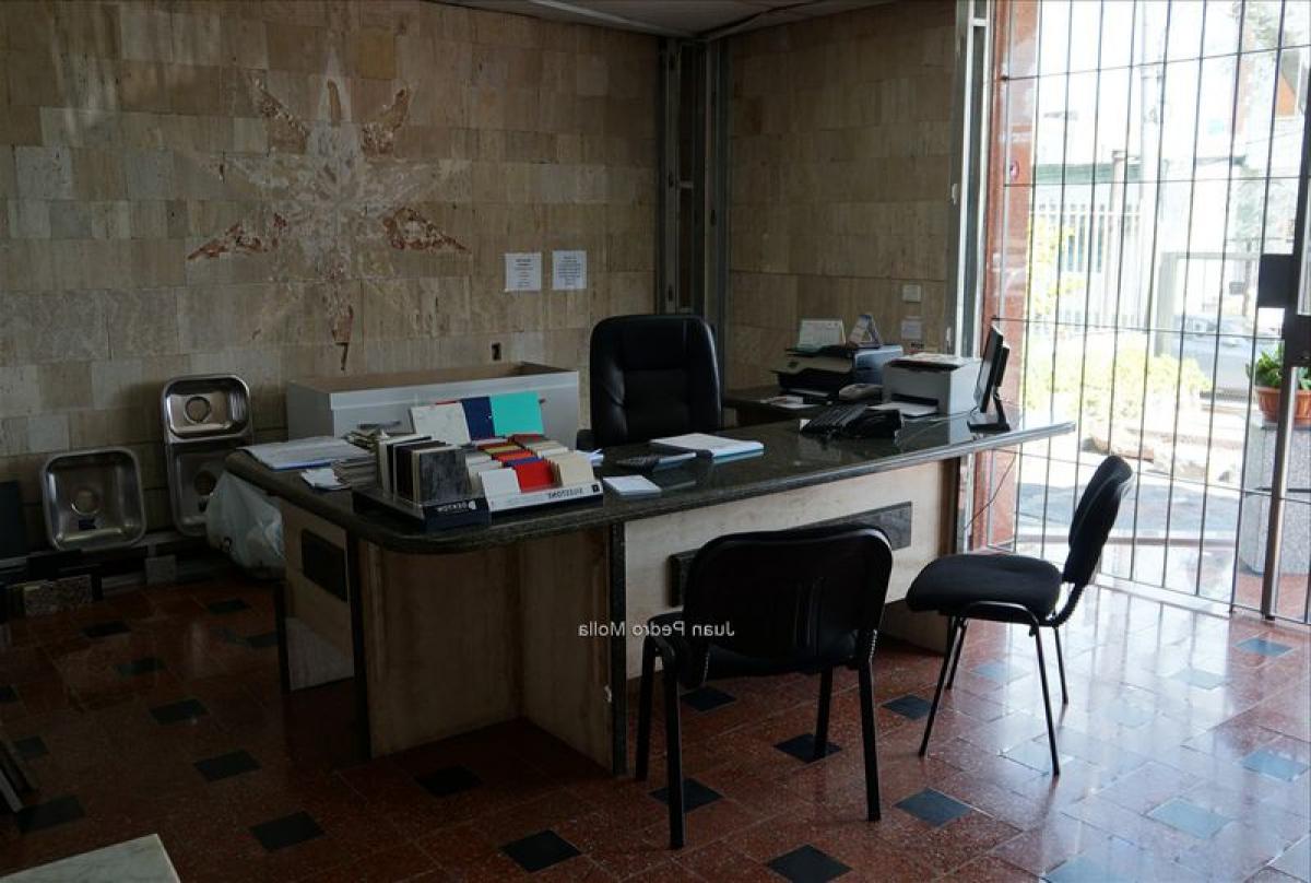  Commercial property in Montevideo, Uruguay No. 13558