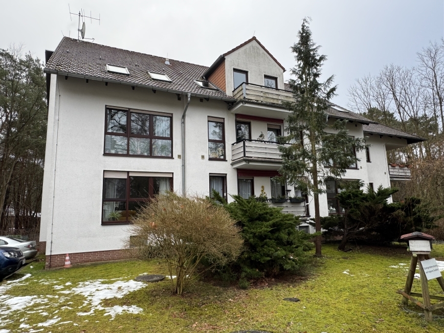 3 bedrooms Apartment in Barnim, Germany No. 14438