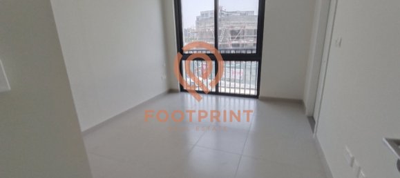4 bedrooms Townhouse in Dubai, UAE No. 24558 2