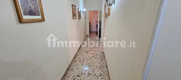 Apartamento de 3 dormitorios en Enna, Italy No. 351589 8