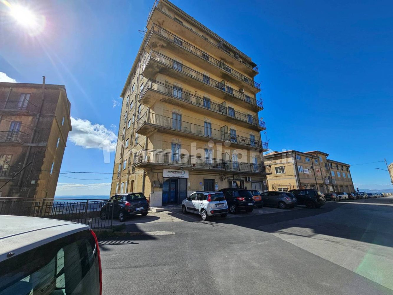 Apartamento de 3 dormitorios en Enna, Italy No. 351589