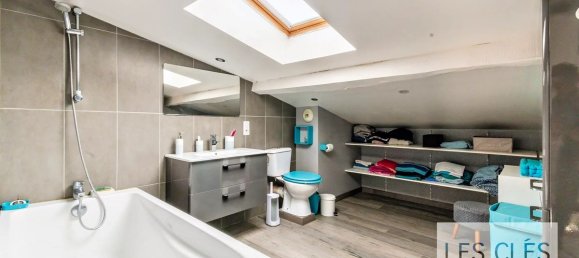 3 bedrooms House in Vaugneray, France No. 275171 11