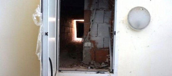 Bureau à Gonzaga, Italy 40m² No. 299284 41