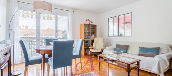 4 bedrooms Apartment in Bois-Colombes, France No. 188578 2