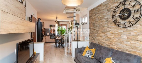 Дуплекс с 4 комнатами в Монкальери, Италия № 277892 4