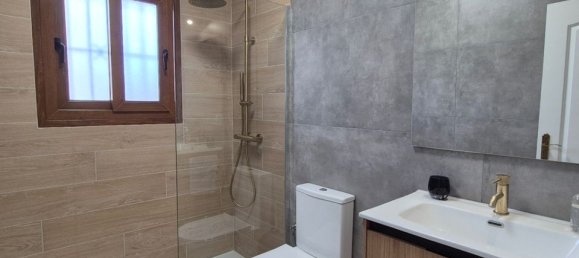 3 bedrooms Townhouse in Alicante, Spain No. 190750 19