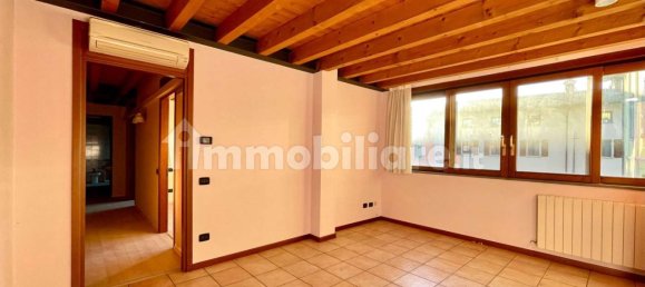 Oficina de 3 habitaciónes en Verdellino, Italy No. 69609 5