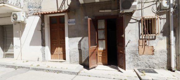 3-Zimmer Haus in Palagonia, Italy, Nr. 232390 20