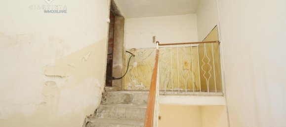 3-Zimmer Haus in Palagonia, Italy, Nr. 232390 17