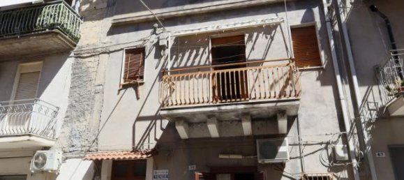 3-Zimmer Haus in Palagonia, Italy, Nr. 232390 4