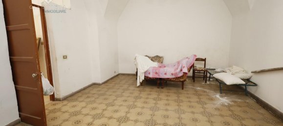 3-Zimmer Haus in Palagonia, Italy, Nr. 232390 6