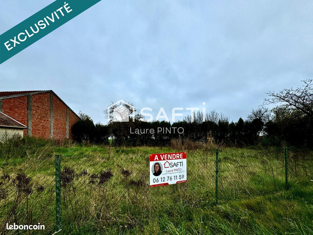 Grundstück in Saint-Hilaire-le-Grand, France 689m², Nr. 208994