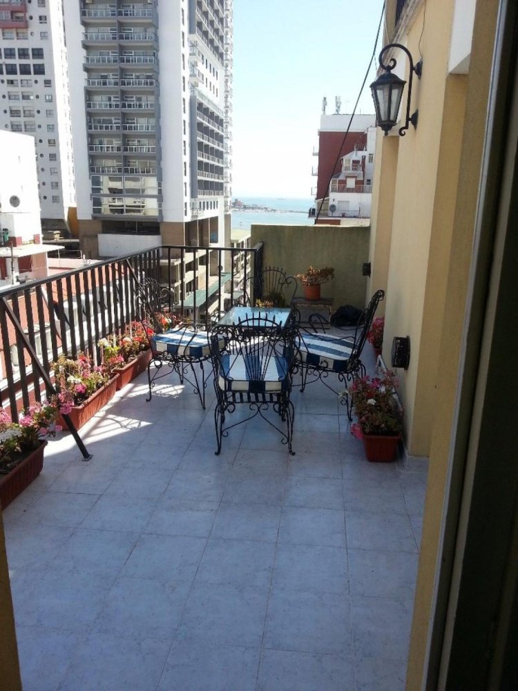 3 bedrooms Apartment in Mar del Plata, Argentina No. 80252