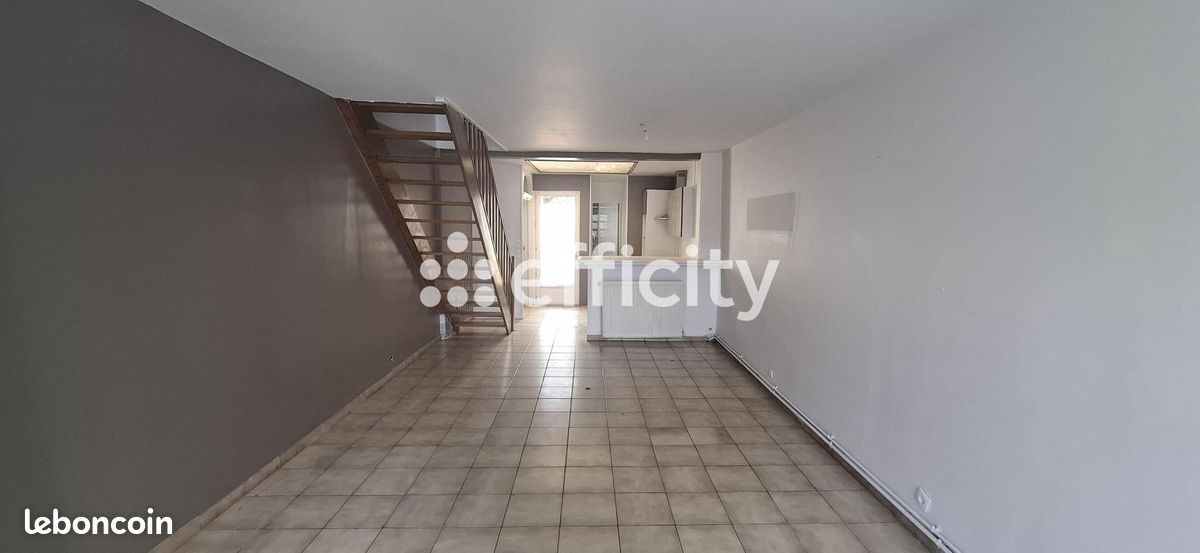 4 bedrooms House in Nord, France No. 319096