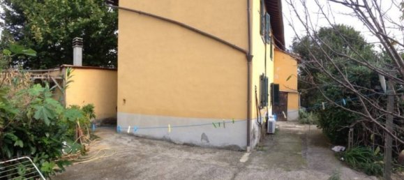 6 bedrooms Apartment in Fucecchio, Italy No. 45266 22