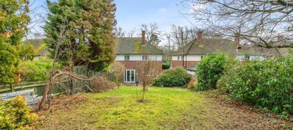 4 bedrooms House in Woking, United Kingdom No. 10529 14