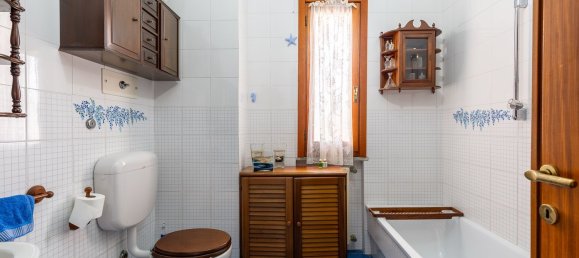 11 Schlafzimmer Villa in Capoterra, Italy, Nr. 311456 38