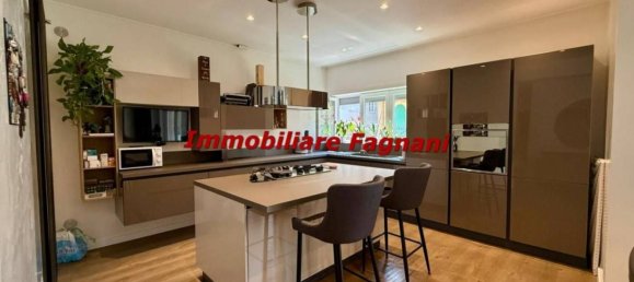 3 bedrooms Apartment in Velletri, Italy No. 283900 4