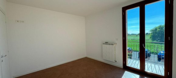 10غرفة شقة في Verolanuova, Italy رقم 235445 15