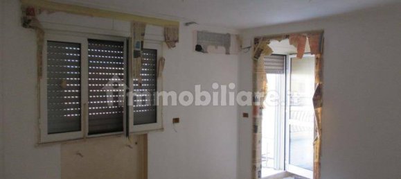 Здание с 2 спальнями в Торитто, Италия № 203825 19