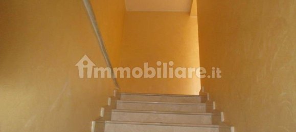 Здание с 2 спальнями в Торитто, Италия № 203825 15