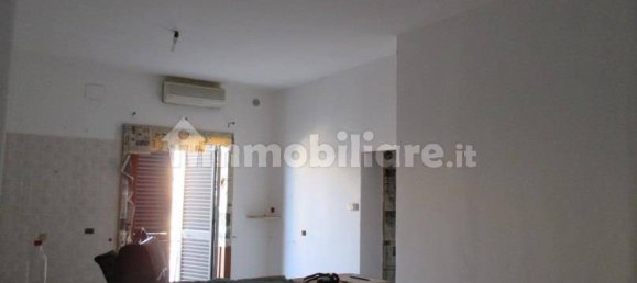 Здание с 2 спальнями в Торитто, Италия № 203825 7